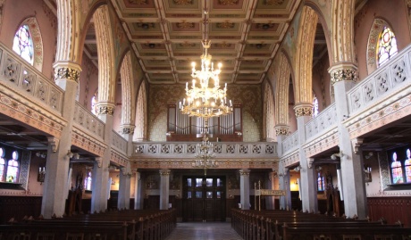 kościół w komorowiach