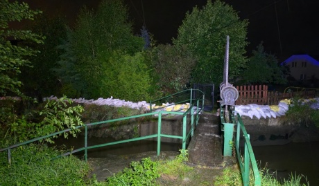 worki z piaskiem, powódź